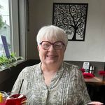 Beth Fryer - @bethf51 - Instagram