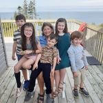 Beth Gillis - @beth.gillis.549 - Instagram