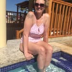 Beth Gosnell - @bethhouser - Instagram