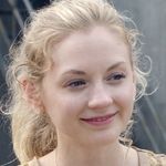 Beth Greene - @bethgreene_._ - Instagram