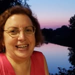 Beth Greenwald - @beththepetcaregiver - Instagram