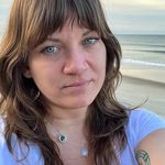Beth Hales - @purseburgers - Instagram