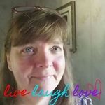 Beth Hicks - @sbethhicks - Instagram