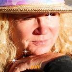 Beth Hillis - @bettyhillis - Instagram