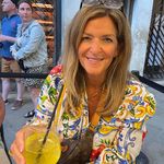 Beth Holmes Holland - @bethhholland - Instagram