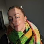 E L I Z A B E T H - @_beth_holmes - Instagram