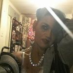 Beth Holmgren - @the_boss_beth - Instagram