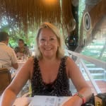 Beth Horner - @mittenshorner - Instagram