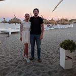 Beth Howlett - @bethhowlett - Instagram