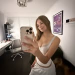 Beth - @bethany_hume__ - Instagram