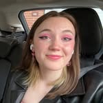 Beth Hutton - @bethy.exe - Instagram