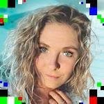 Sarah Beth Isley - @renahillagezok - Instagram