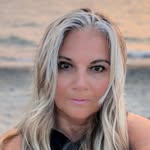 Beth Jack - @deviterra - Instagram