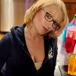 Beth Ladd - @bethladd1980 - Instagram