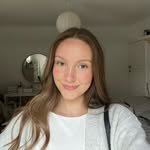 Beth Laing - @bethhlaing - Instagram