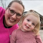 Beth Lawler - @smile4bethy - Instagram