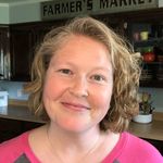 Beth Layton - @gatheredaroundthetablewithbeth - Instagram