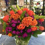 Beth Lonergan - @beththefloristfromwagonwheel - Instagram