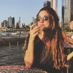 Beth Jones - @bethluxlife - Instagram