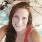Beth Lyle - @sugarmaglyle - Instagram