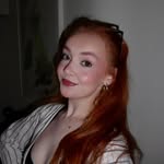 @_bethlyons - Instagram