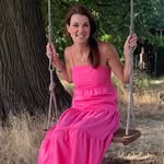 Beth Mackay - @bettylou2601 - Instagram