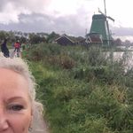 Beth Mackey - @emackey9955 - Instagram