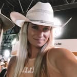 Bethany Mahnke - @bethmahnke - Instagram