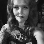 Elizabeth - @bethmakin - Instagram