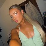 Beth Manley - @manleypriv - Instagram