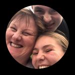 Beth Manning - @bethecm - Instagram