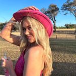 Bethany Mapleson - @bethmapleson - Instagram