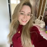 Elizabeth - @beth_maria95 - Instagram