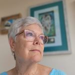 Beth Marriott Kennedy - @mywinedown - Instagram