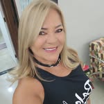 Beth Martinelli - @beth_marrtinelli - Instagram