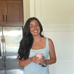 Beth McAfee Holden - @bethfreckles - Instagram