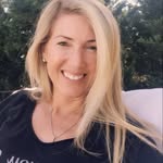 Betsy McCafferty - @betsyscentsy - Instagram