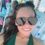 Beth McCartney - @bethmcc8 - Instagram
