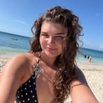 Beth McCartney - @b3thmccartney - Instagram