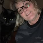 Beth McFadden - @bethmcfadden18 - Instagram