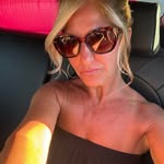 Beth Menard - @bethmenard71 - Instagram