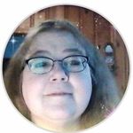Beth Menefee - @bethnkitties110 - Instagram