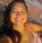 Beth Menezes - Facebook