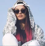 Beth Messenger - Facebook