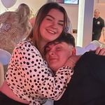 Beth Metcalfe - @bethanymetcalfexx - Instagram