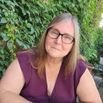 Beth Metzger - @misih25469 - Instagram