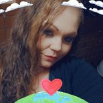 Beth Mickens - @bethmickens - Instagram