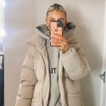 Beth milligan - @dressedlikebeth - Instagram