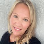 Beth Miskiewicz - @bethmisk19 - Instagram