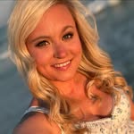 Beth Mitchell - @bethelrn88 - Instagram